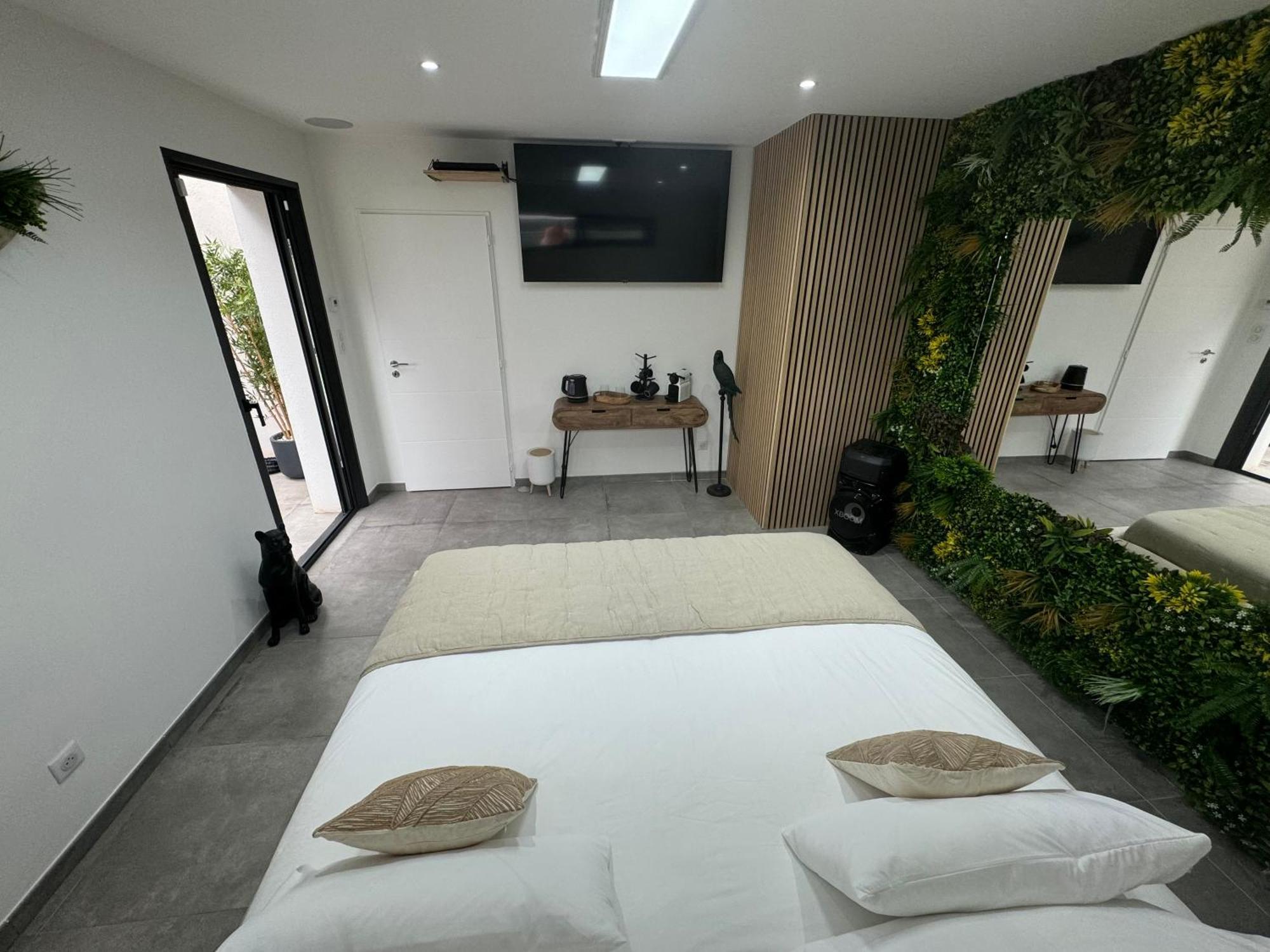 Reve D Amazonie & Spa Les Mages Екстериор снимка